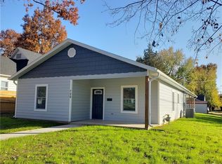 729 W 3rd St, Pittsburg, KS 66762