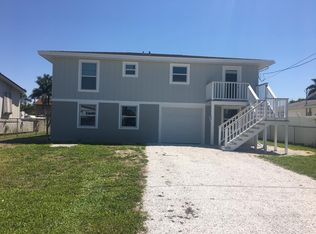 2722 York Rd, Saint James City, FL 33956