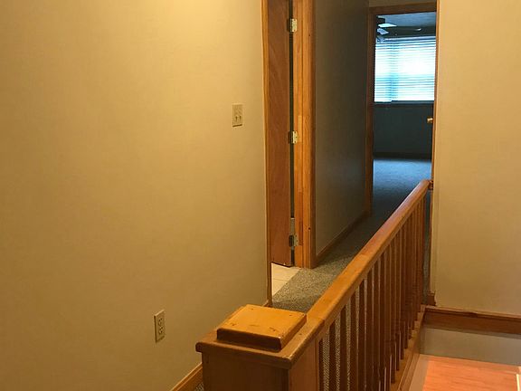 2nd floor hallway