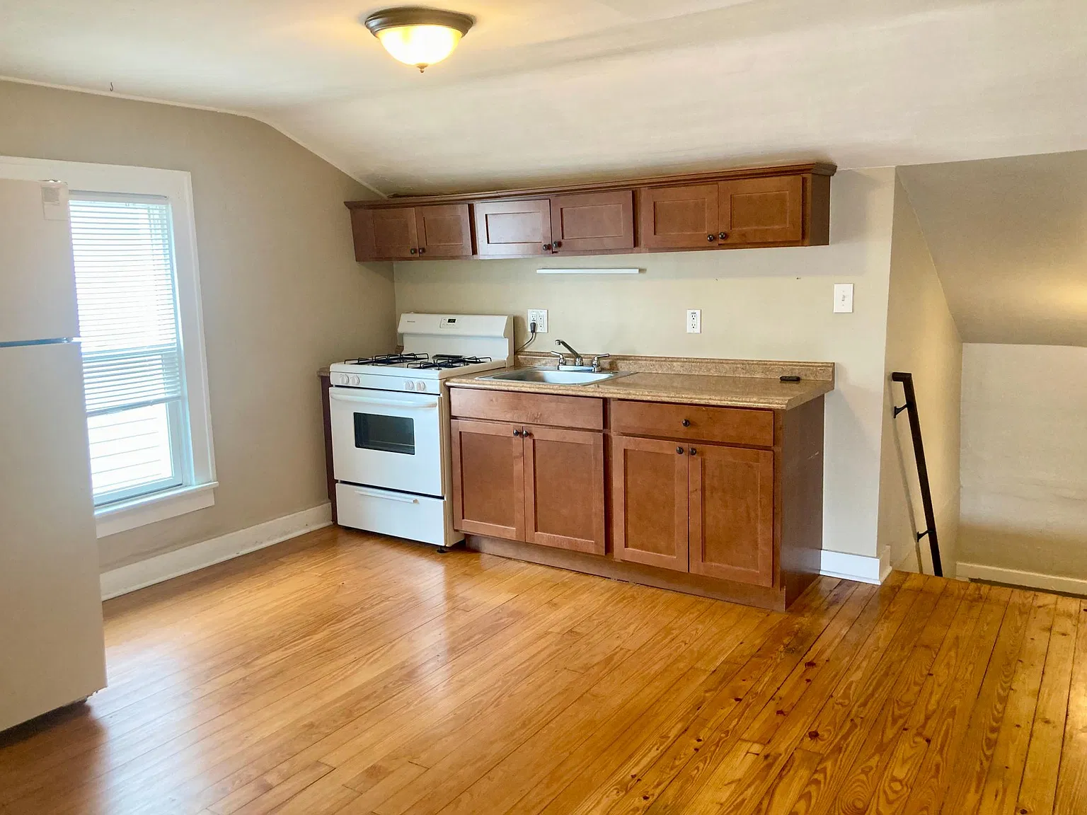 1 bed, 550 sqft, $850 — Photo 4