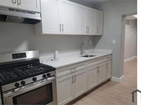 3327 Lawnview Ave, Baltimore, MD 21213