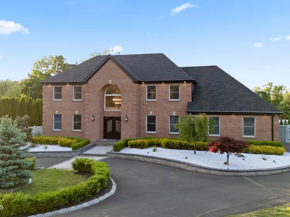 489 E Freehold Road, Freehold, NJ 07728
