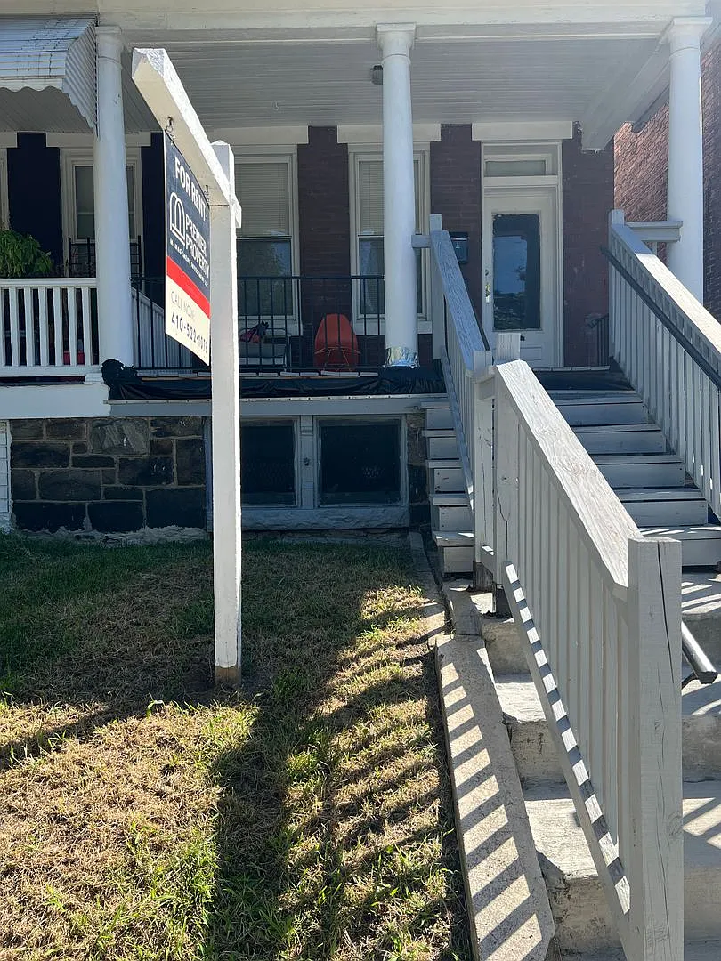 3925 Greenmount Avenue — Photo 2