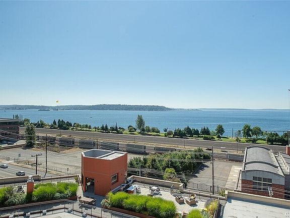 4th image of 601 W Mercer Pl APT 401
