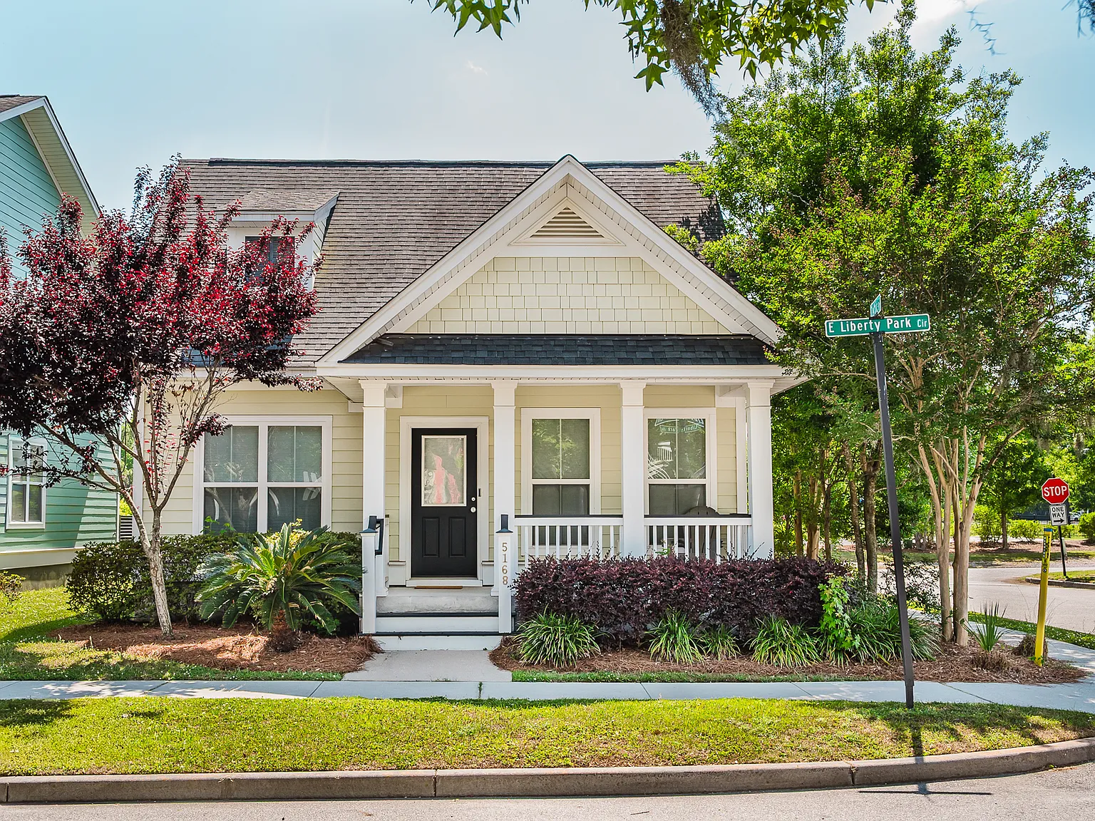 3 bed, 1300 sqft, $3,450 — Photo 3