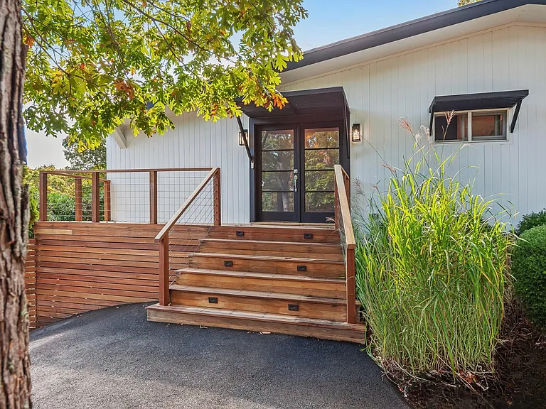 69 Three Mile Harbor Dr — Photo 1