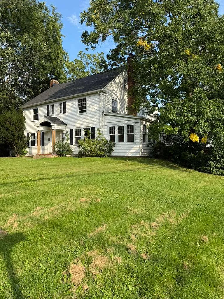 72 Harriman Avenue - 1 — Photo 1