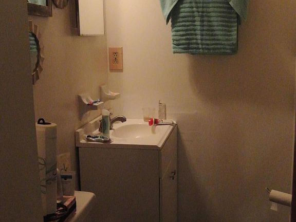 4th image of 719 Hale Ave