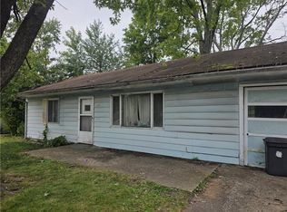 1313 S Mattis Ave, Champaign, IL 61821