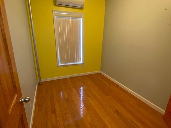 5th image of 1556 77th St #2