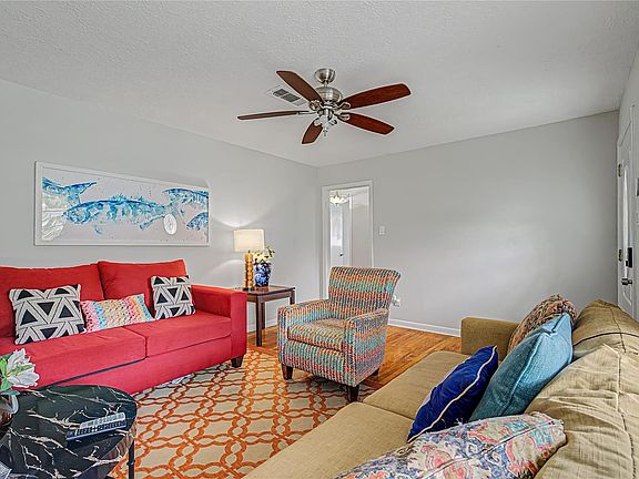 5th image of 2703 Morningside Ln