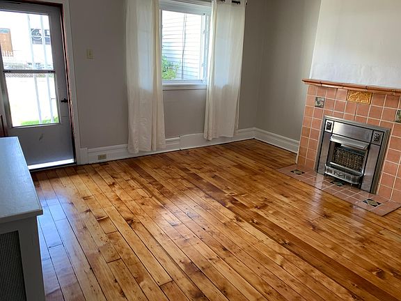 Original pine wood floor and mantel