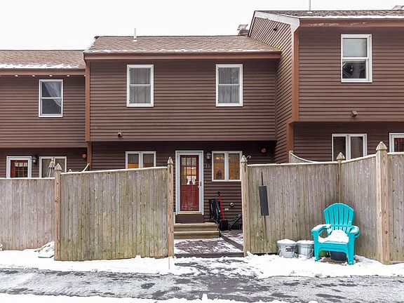5th image of 33 Bellamy Woods Drive #33