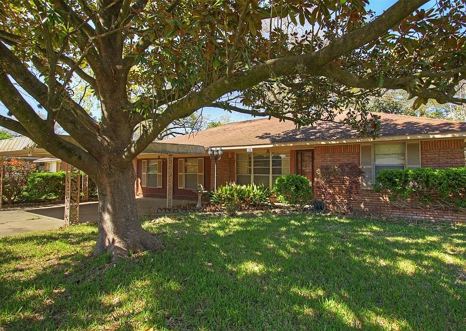 1st image of 4518 De Milo Dr