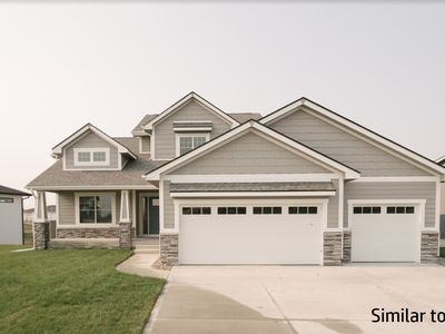 2281 Green Leaf Cir, Norwalk, IA, 50211