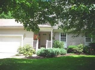 7733 W Parkside Dr, Youngstown, OH 44512