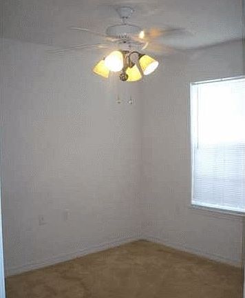 4th image of 9593 Cobblebrook Dr