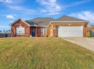 111 Tine Ln, New Market, AL 35761
