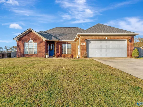 111 Tine Ln, New Market, AL 35761