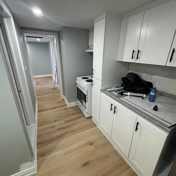 945 Wellington Ave #7 — Photo 11