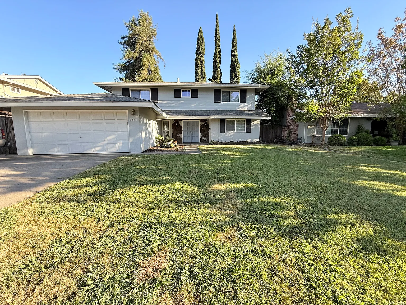 5 bed, 1889 sqft, $2,750 — Photo 1