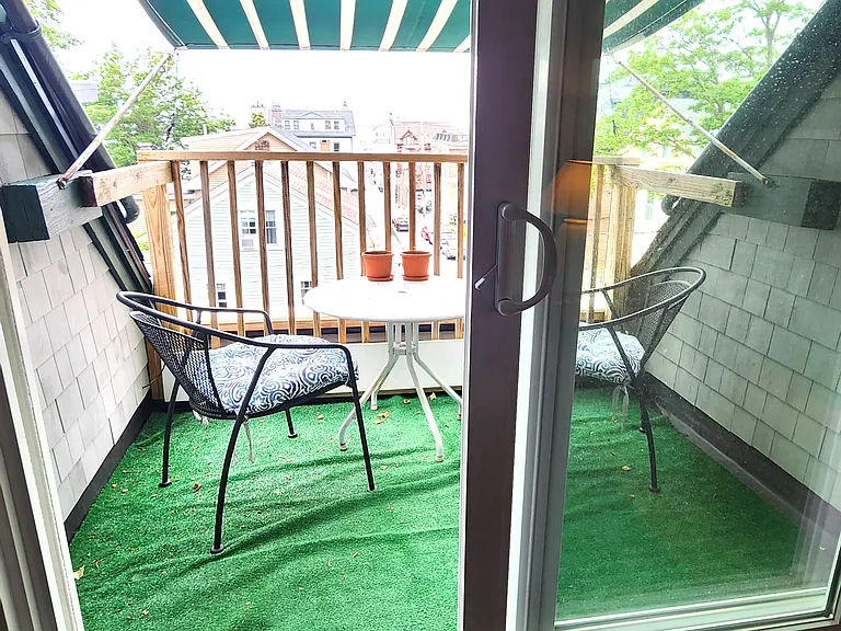 slider to deck with canopy