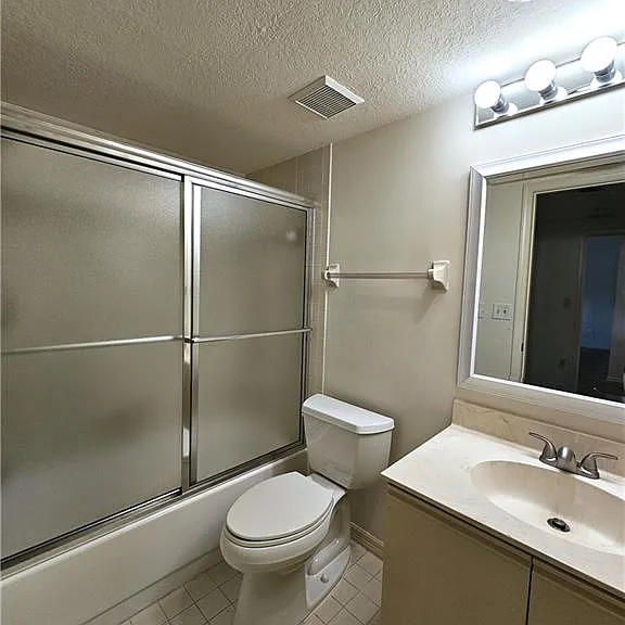 6025 Chardonnay Ln #102 — Photo 9
