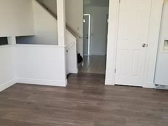 5th image of 5963 W Swanbridge Dr
