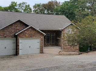 19 Wildcat Ln, Holiday Island, AR 72631