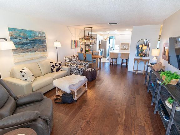 3rd image of 6075 SHORE BOULEVARD S #606