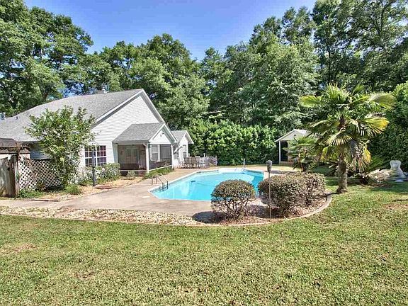 2nd image of 1823 Wagon Wheel Cir W
