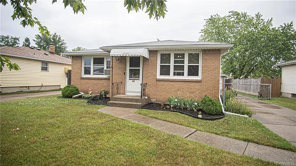 51 Nassau Ln photo 1