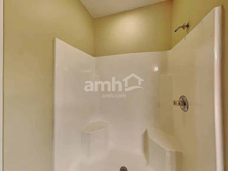 1095 Mastell Dr — Photo 13