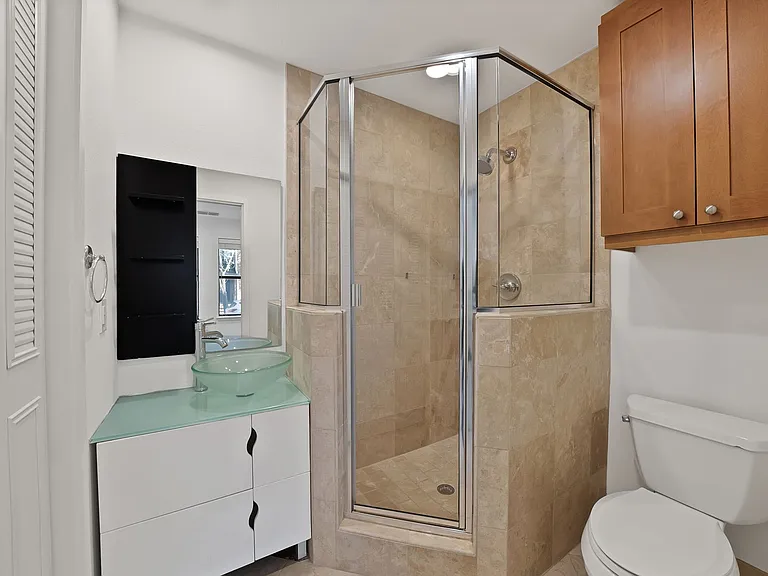 2420 Hugo St #3 — Photo 7