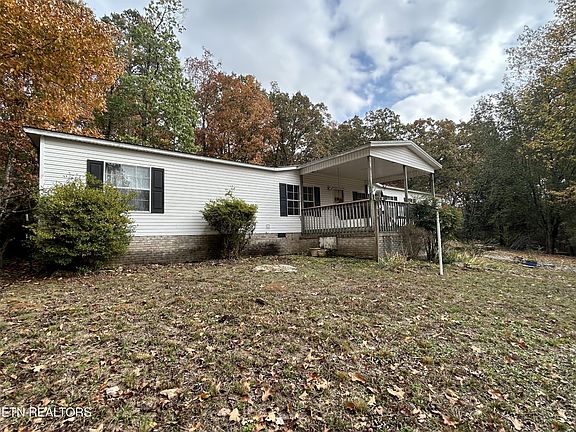 3rd image of 147 Windsong Rd