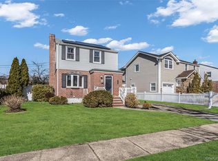 36 Amethyst Street, Elmont, NY 11003