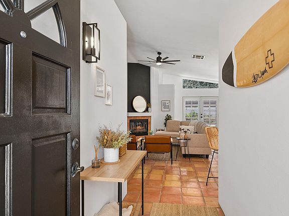 Entry way