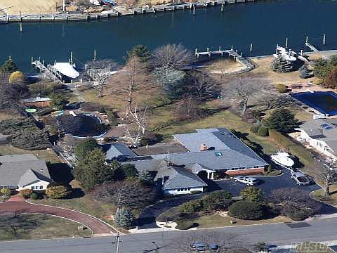 2nd image of 150 Peninsula Dr