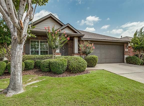 2nd image of 318 Highland Meadows Dr