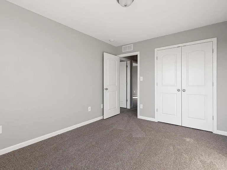 6056 Arbor Wds Way — Photo 14