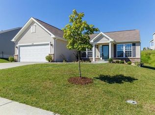525 Crystal Stream Dr, Wentzville, MO 63385