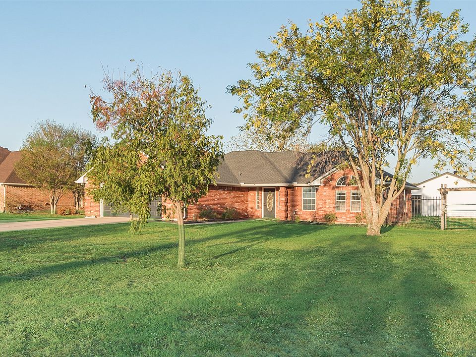 1st image of 5111 Creek Crossing Dr