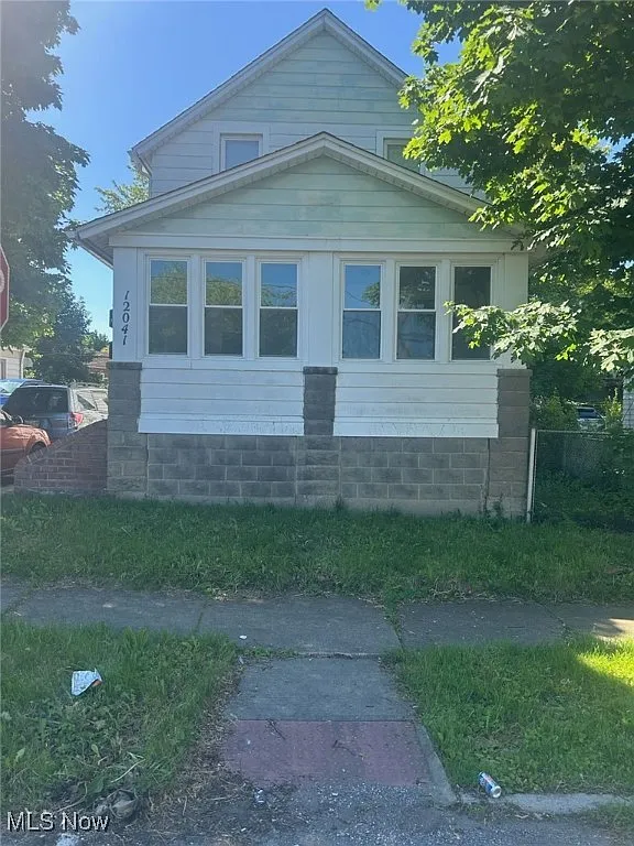 12041 Belden Ave photo 1