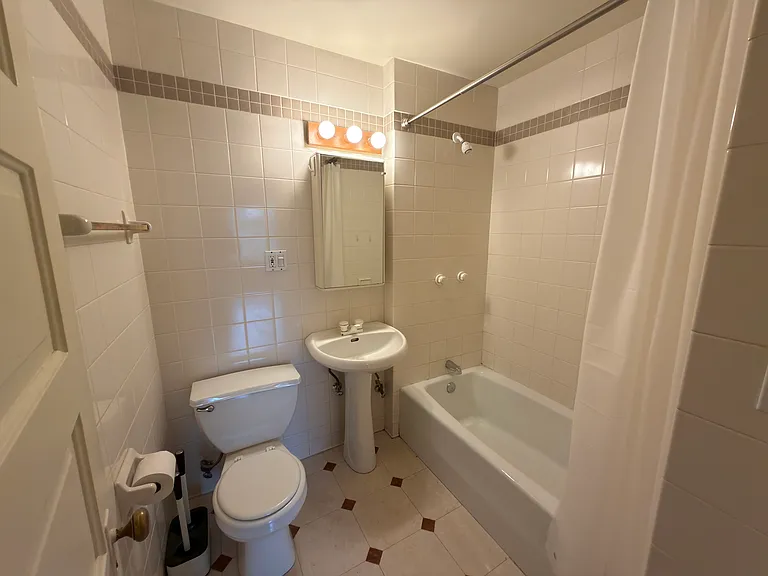 Dublin Apartments — Photo 5