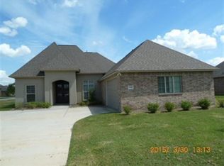 5182 Wildwood Dr, Sorrento, LA 70778