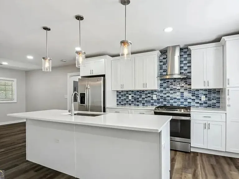 1295 McClure Ave NW — Photo 6