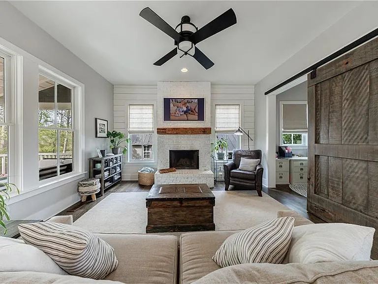 1000 Loliver Ln — Photo 4