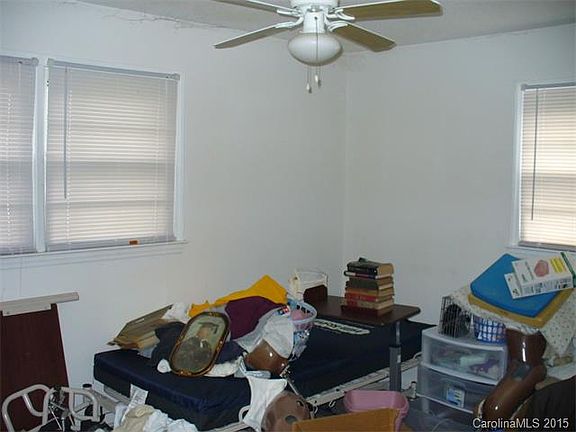 5th image of 2738 Crescent Ln