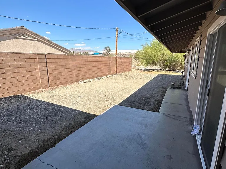 1226 N Lake Havasu Ave — Photo 13