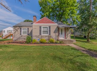 4915 Oakview Rd, Knoxville, TN 37918